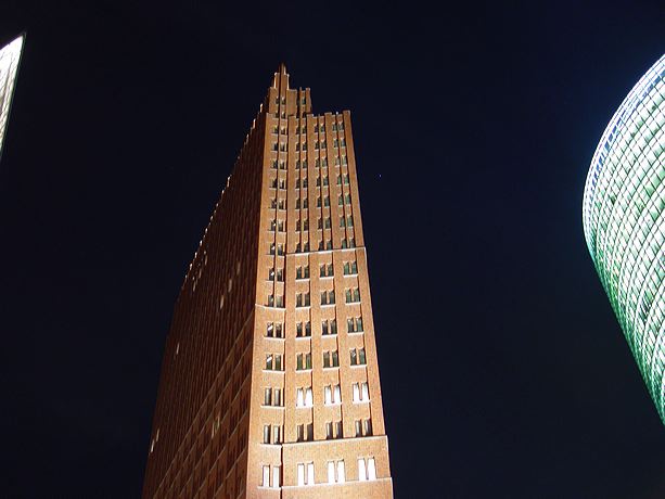 potsdamer-platz.dsc08434.jpg