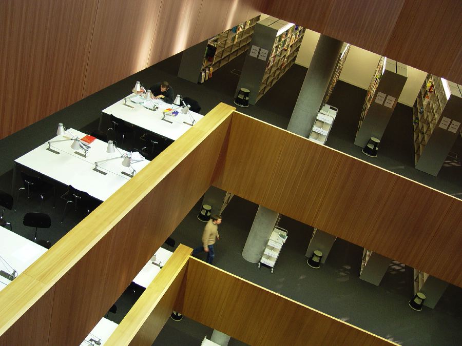 bibliothek.dsc08527.jpg