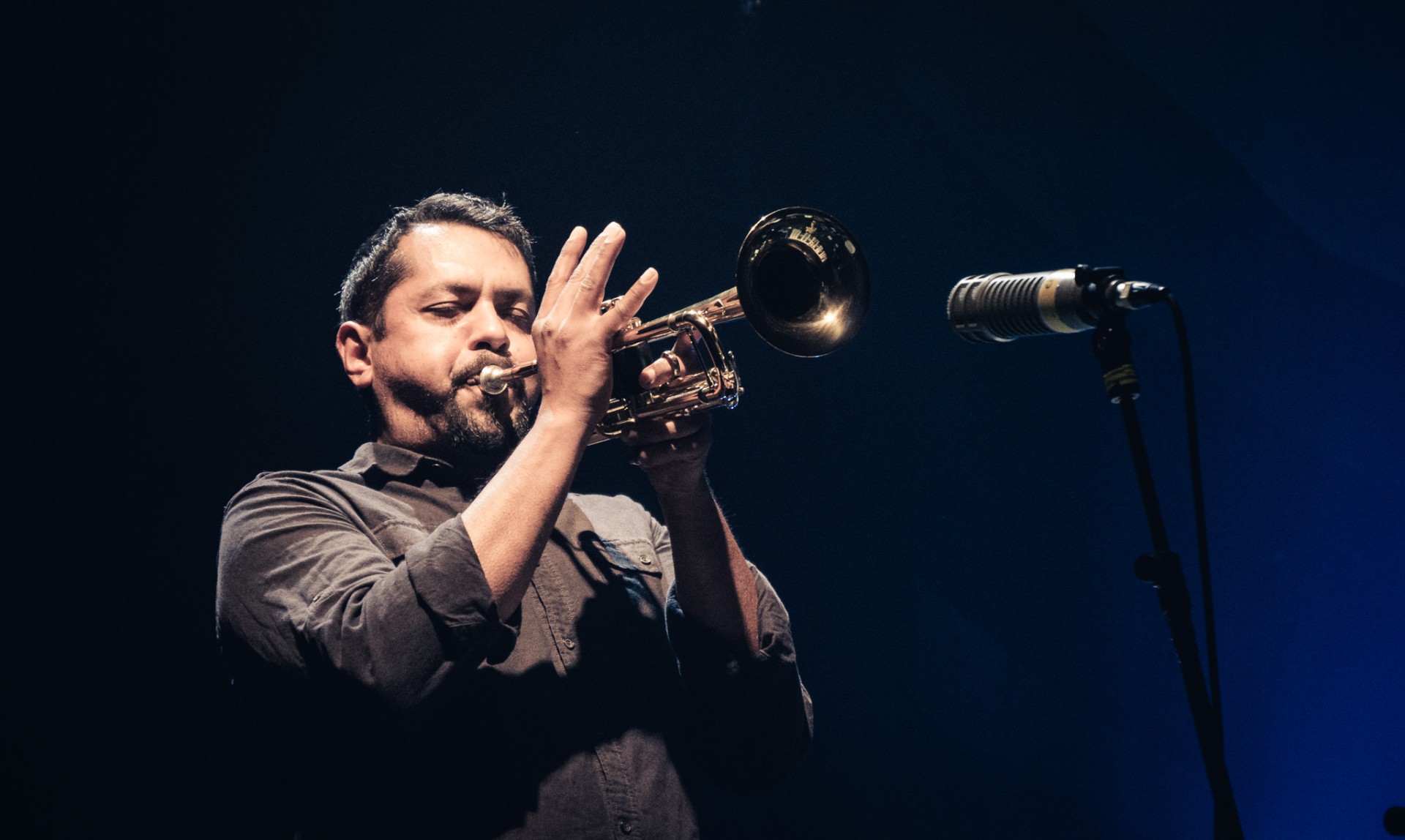 Calexico: Jacob Valenzuela