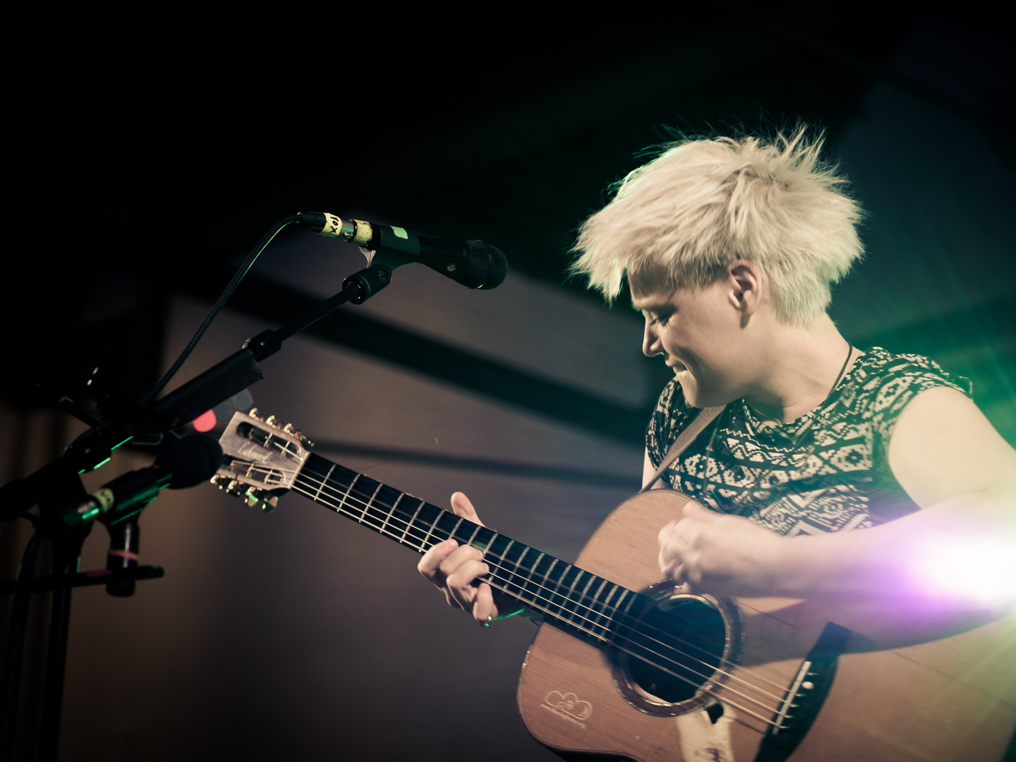 Wallis Bird
