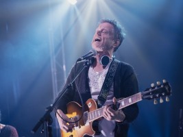 Flowerpornoes/Tom Liwa