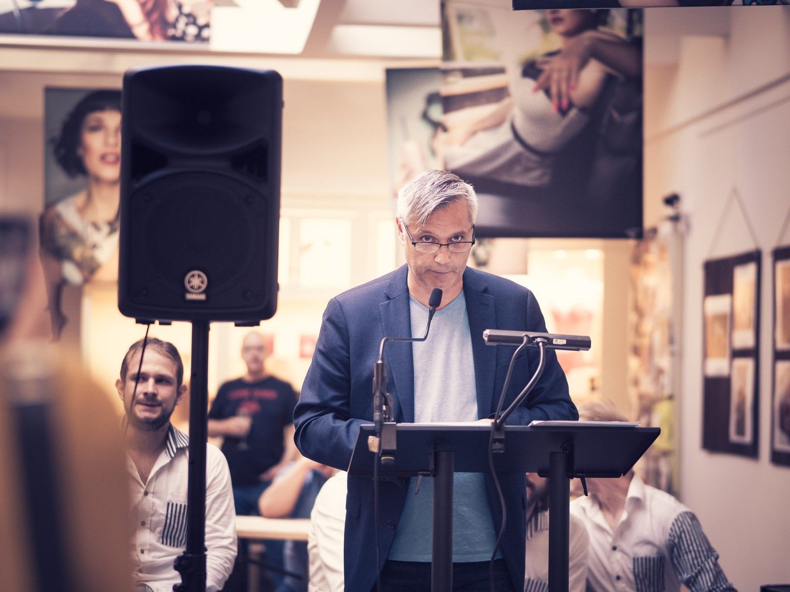 "Pin it up" – Elena F. Barba & Thomas Quinten