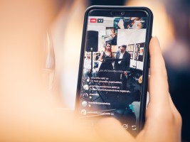 "Pin it up" – Elena F. Barba & Thomas Quinten