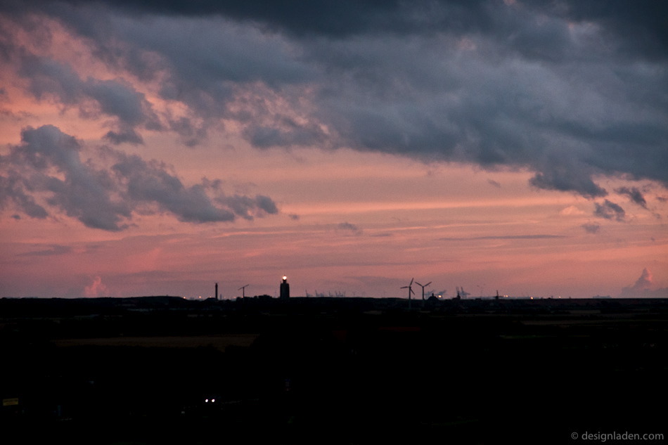 wolken-leuchtturm-07498.jpg